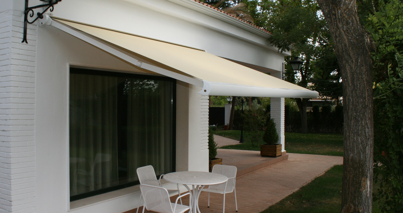 Awning suppliers in Dubai
