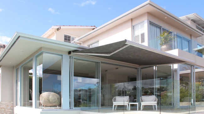 Awning in Dubai